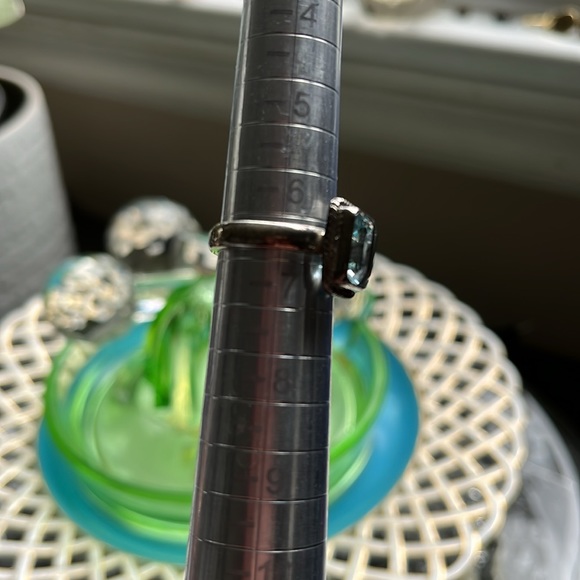 Blue Topaz sterling ring 6.5 - Picture 4 of 5